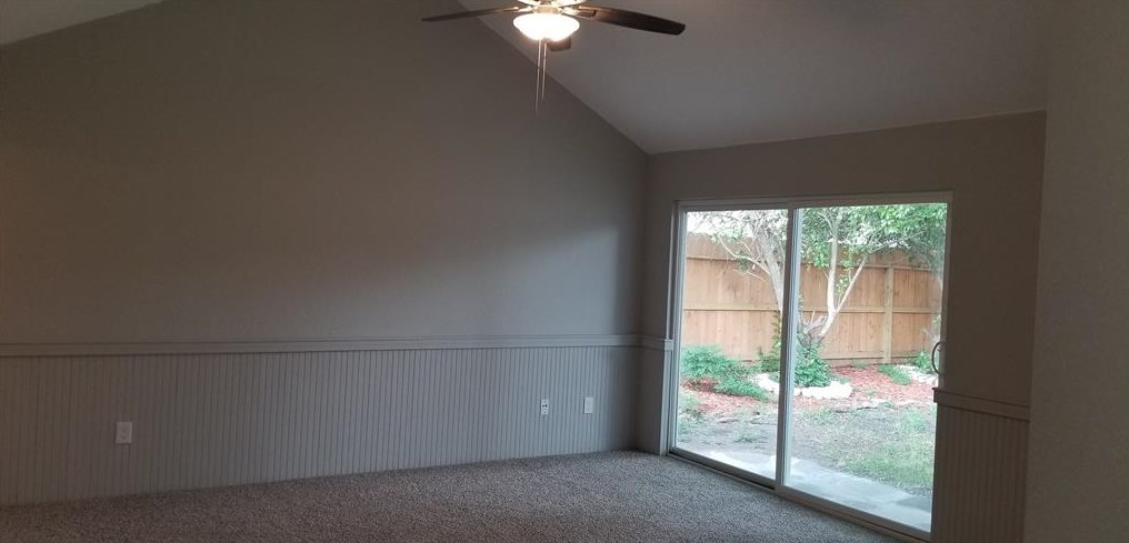 12707 Ashford Crk, Houston TX  77082-2145 exterior