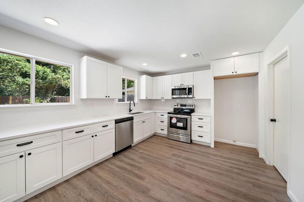 6403 Brookgate Dr, Spring TX 77373-7212 exterior