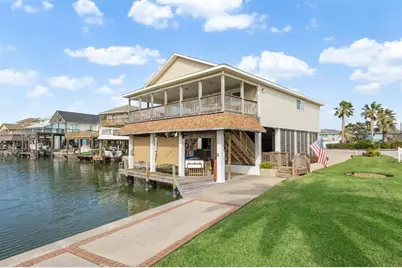 223 Easterly Drive, Tiki Island, TX 77554 - Photo 29