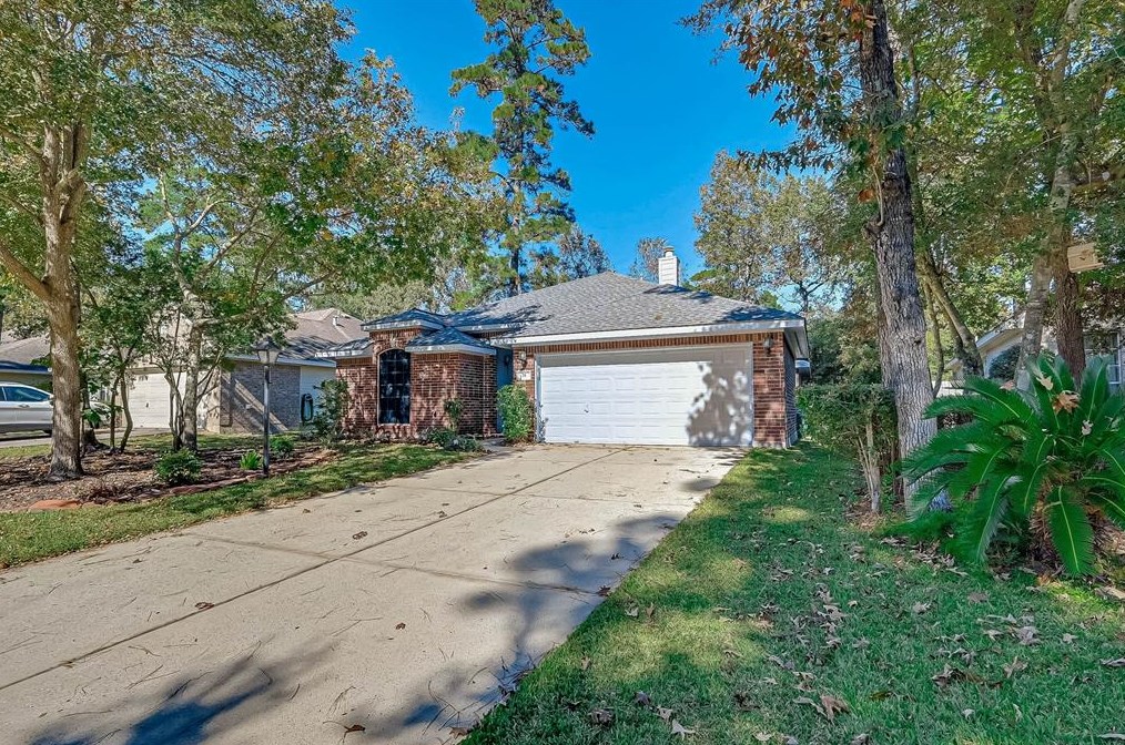 18 Wintergrass Pl, Spring TX  77382-3902 exterior
