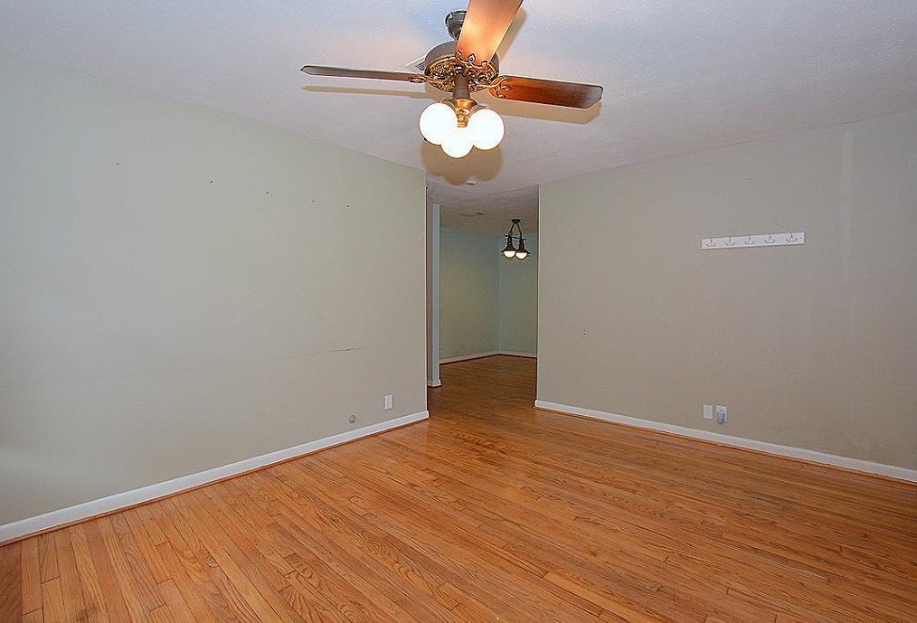 5021 Nina Lee Ln, Houston TX  77092-5238 exterior