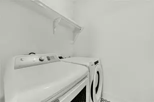 4016 St Peter Ln, Houston, TX 77045 - Photo 17