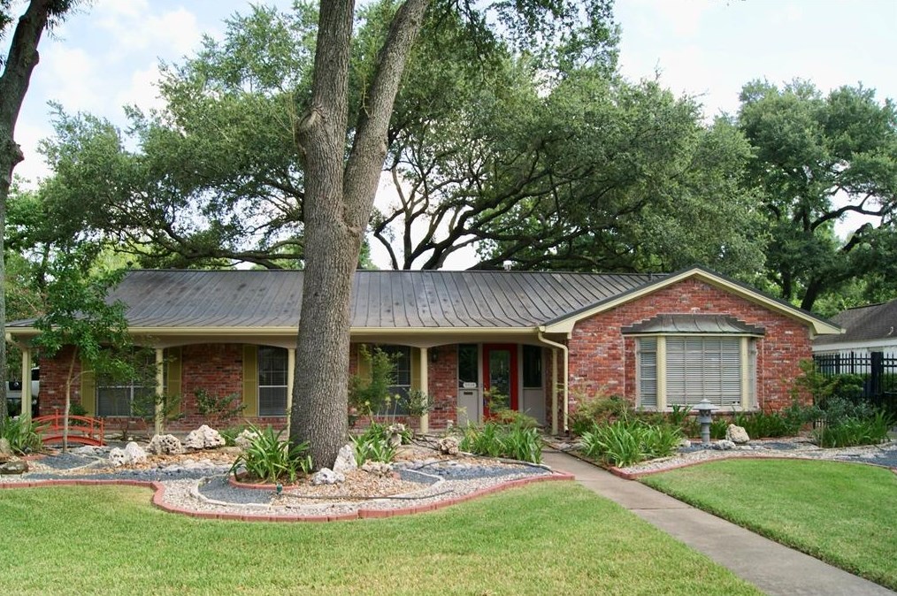5614 Bellfort St, Houston TX  77033-3007 exterior