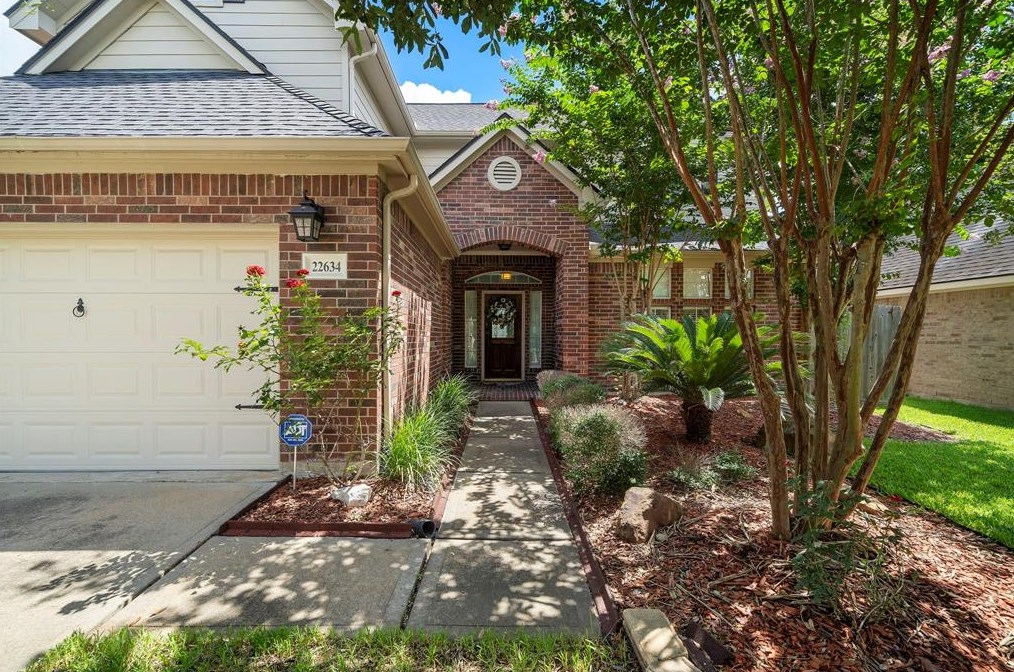 22634 Cascade Springs Dr, Katy TX  77494-8276 exterior
