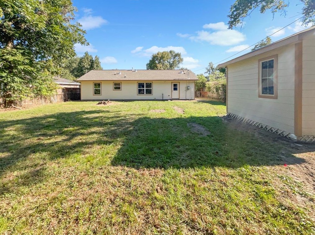 7321 Boggess Rd, Houston TX  77016-3409 exterior