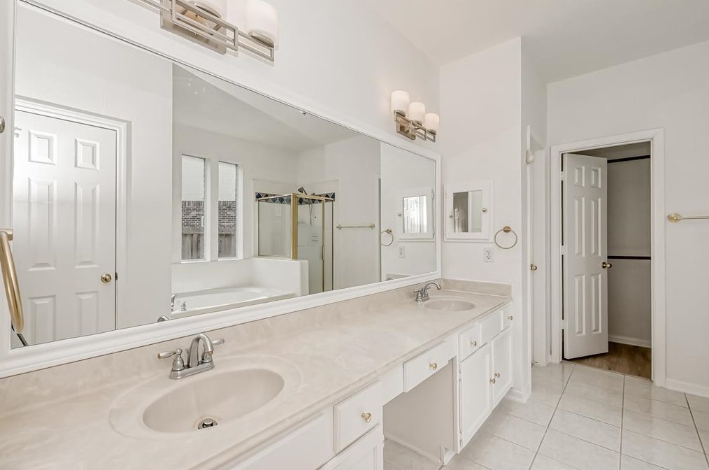 4803 Caladium Dr, Sugar Land TX  exterior