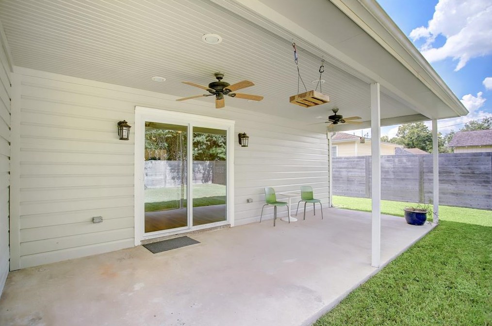 5019 Madalyn Ln, Houston TX  77021-3002 exterior