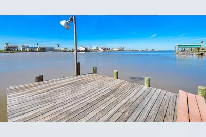 109 County Road 230, Sargent, TX 77414 - Photo 9