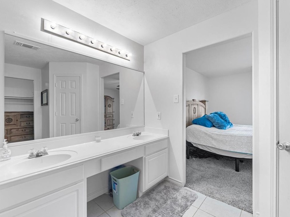 11614 Curry Rdg Ln, Tomball TX  77377-2812 exterior