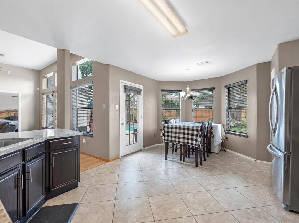 11614 Curry Rdg Ln, Tomball TX  77377-2812 exterior