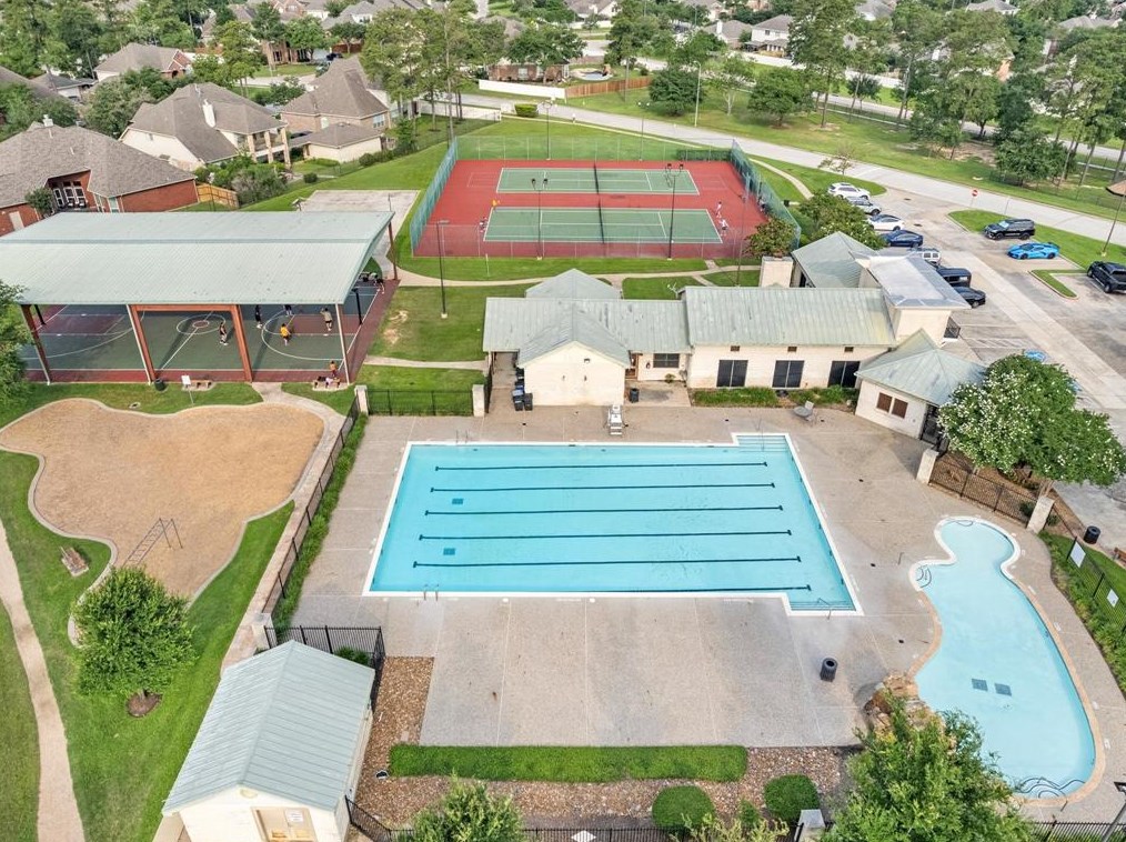 11614 Curry Rdg Ln, Tomball TX  77377-2812 exterior