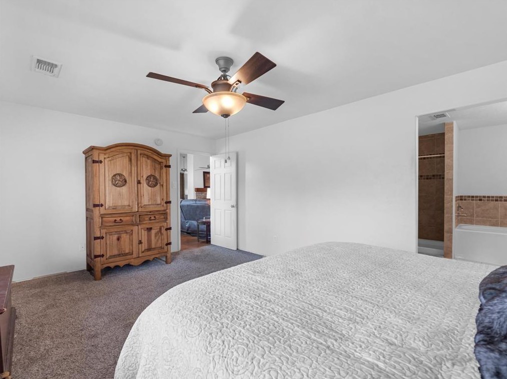 11614 Curry Rdg Ln, Tomball TX  77377-2812 exterior