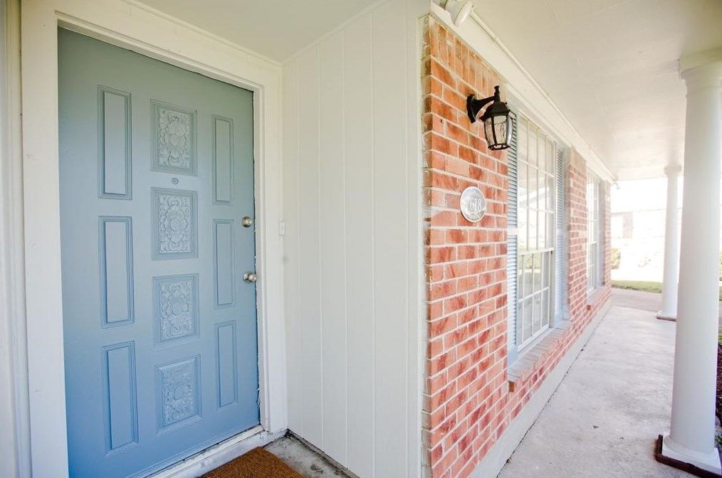 7618 Riptide Dr, Houston TX  77072-3335 exterior