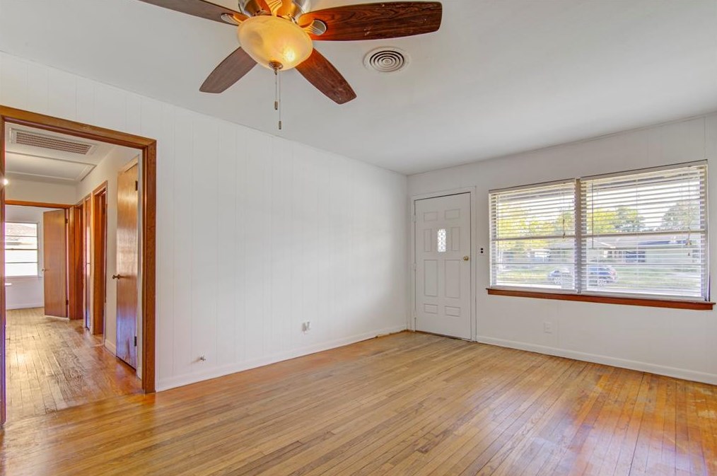 1203 Elton St, Houston TX  77034-1124 exterior