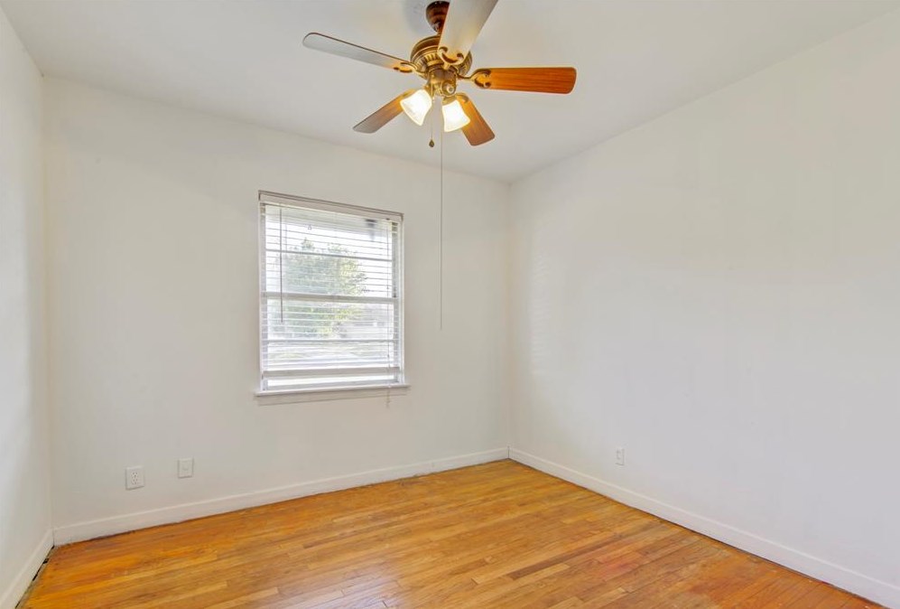 1203 Elton St, Houston TX  77034-1124 exterior