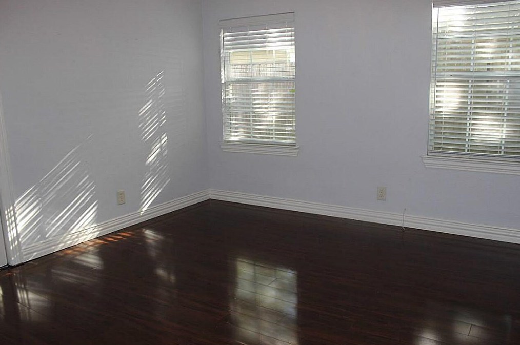 3315 Cloverdale St, Houston TX  77025-4512 exterior