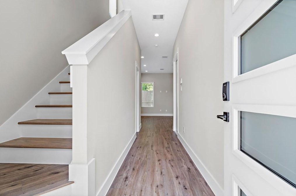 1076 Mansfield St, Houston TX  77091-4014 exterior