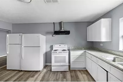 918 Martin Luther King Drive, Huntsville, TX 77320 - Photo 15