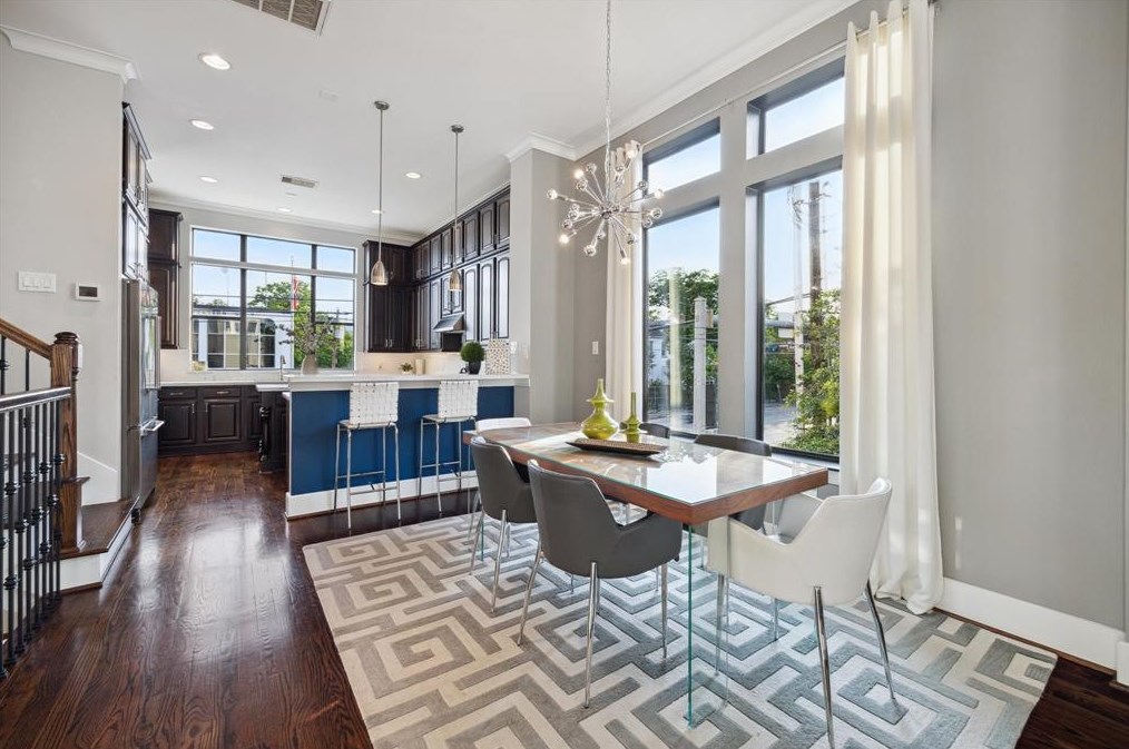 1403 Elgin St, Houston TX  77004-2834 exterior