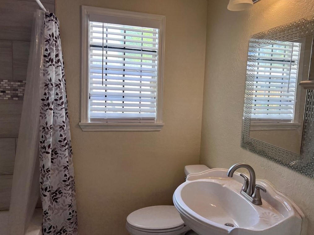 3718 Dreyfus, Houston TX  77021-5713 exterior