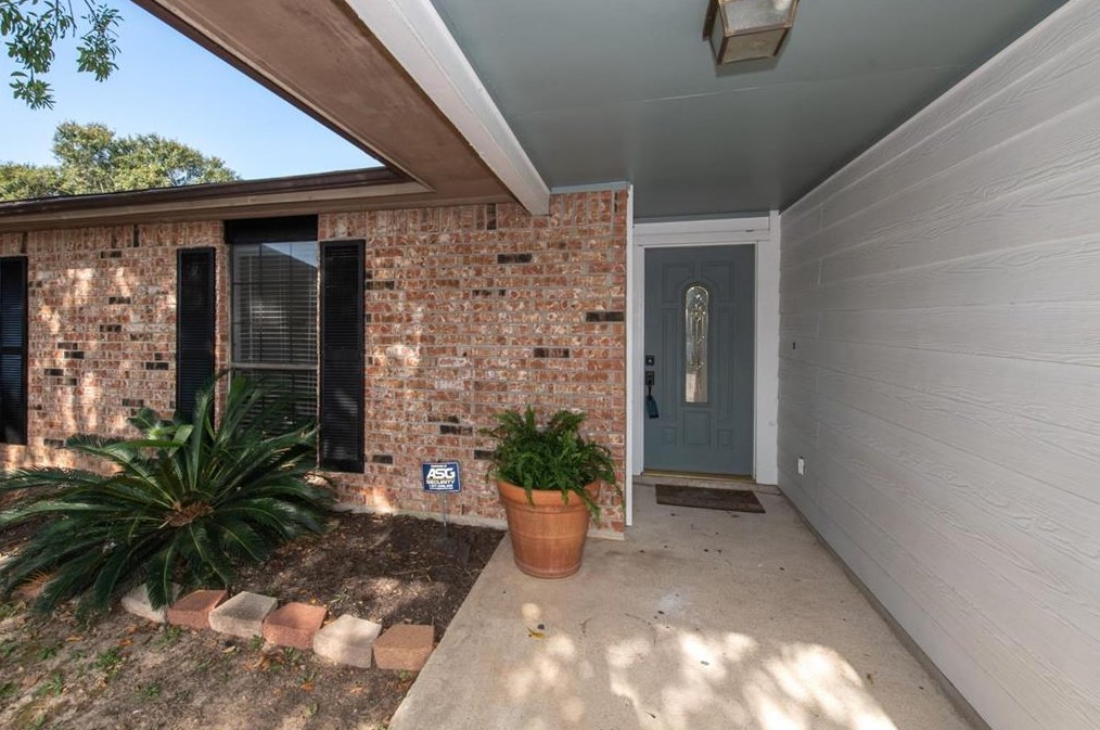 17618 Autumn Trails Ln, Houston TX  77084-1108 exterior