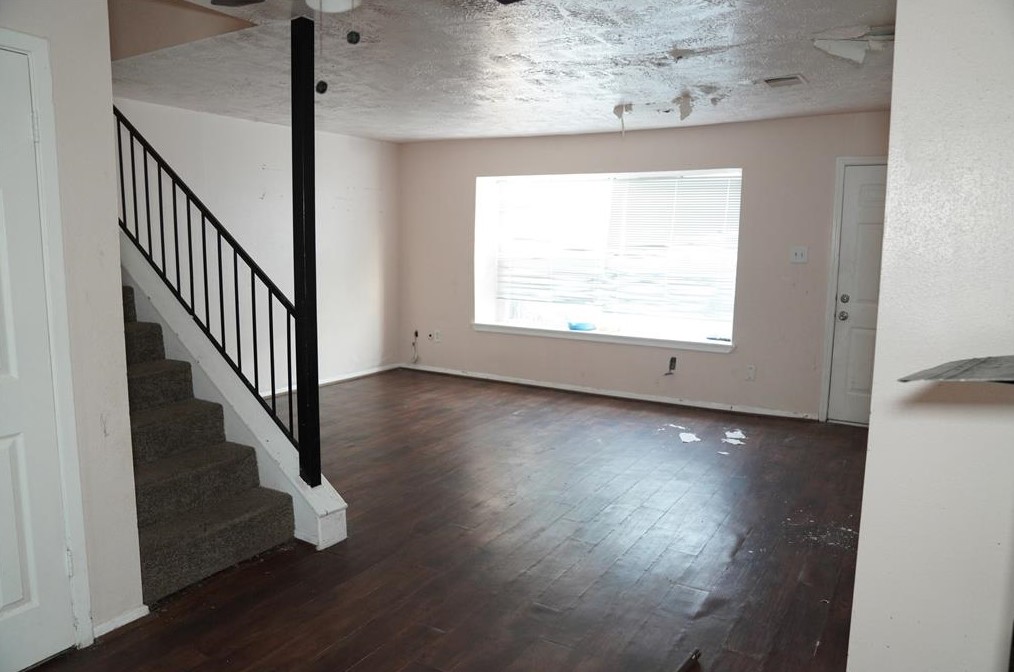 7109 Chasewood Dr, Missouri City TX  77489-2517 exterior