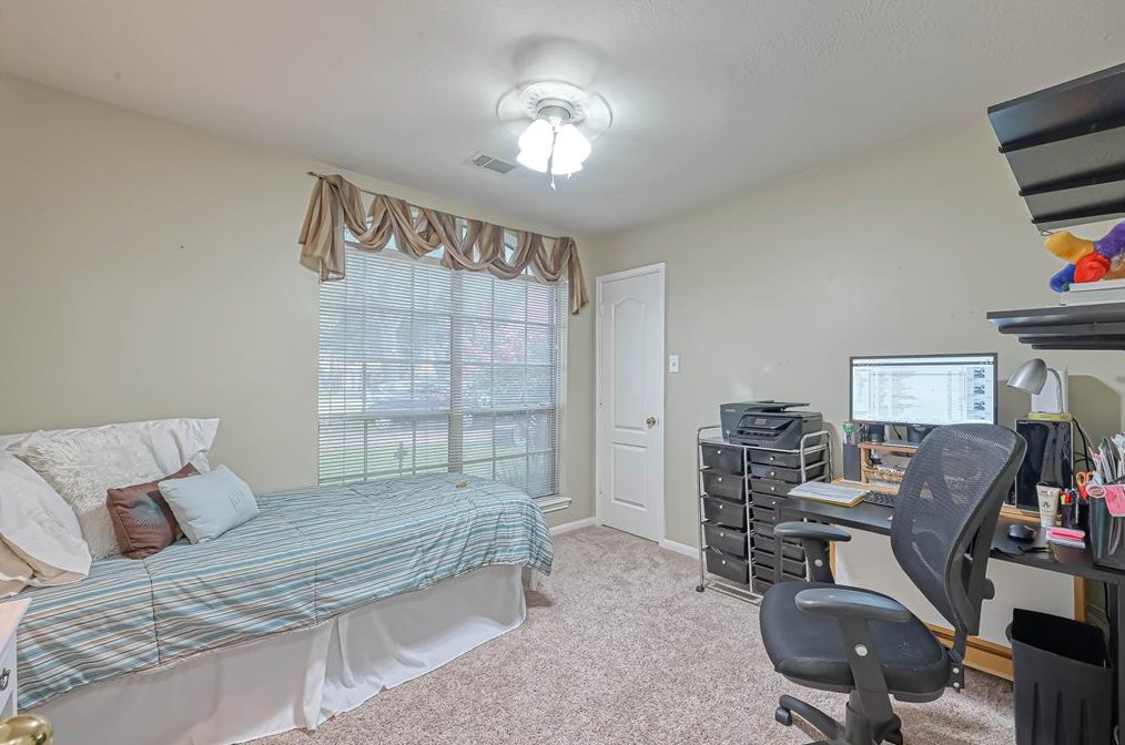 16806 Basewood Ct, Sugar Land TX  77498-4662 exterior