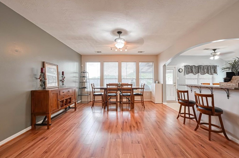 16806 Basewood Ct, Sugar Land TX  77498-4662 exterior