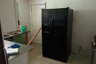 8914 Oak Knoll Ln, Houston, TX 77078 - Photo 9