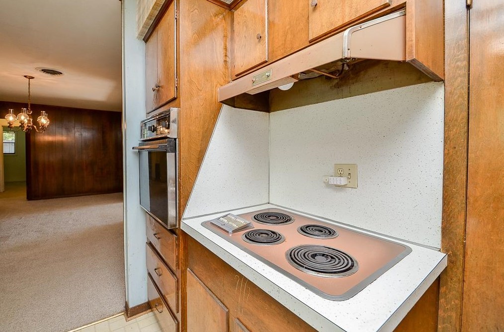 7150 Carvel Ln, Houston TX  77072-3034 exterior