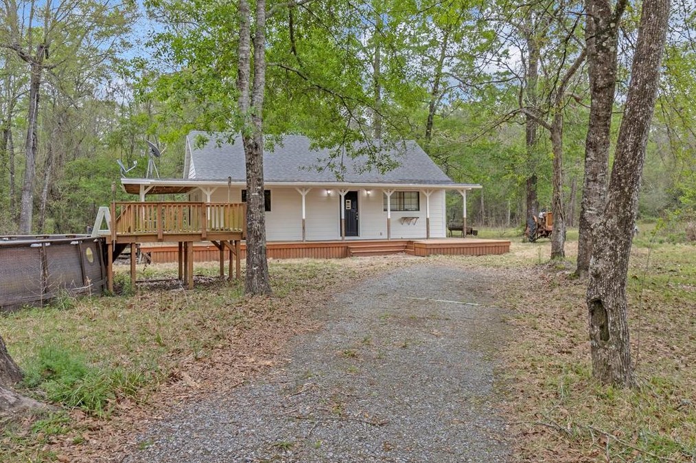 7436 Wade Rd, Orange TX  77632-6359 exterior