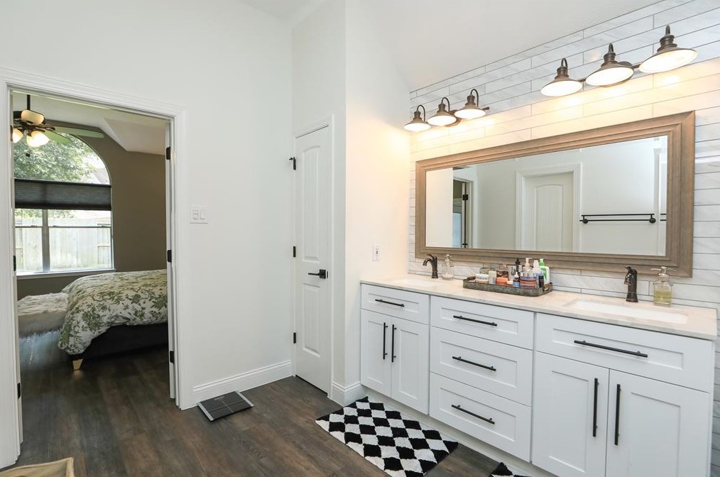 17211 Firecreek Rdg Dr, Houston TX  77095-7126 exterior