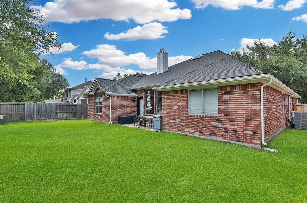 17211 Firecreek Rdg Dr, Houston TX  77095-7126 exterior