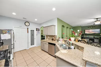 922 N Sky Drive, Houston, TX 77073 - Photo 11