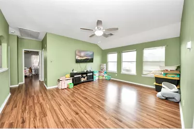 922 N Sky Drive, Houston, TX 77073 - Photo 29