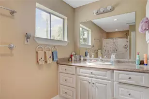 30523 Plantation Dr, Damon, TX 77486 - Photo 15