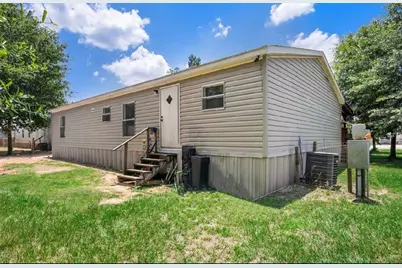 16319 Birch Hollow Drive, Conroe, TX 77303 - Photo 11