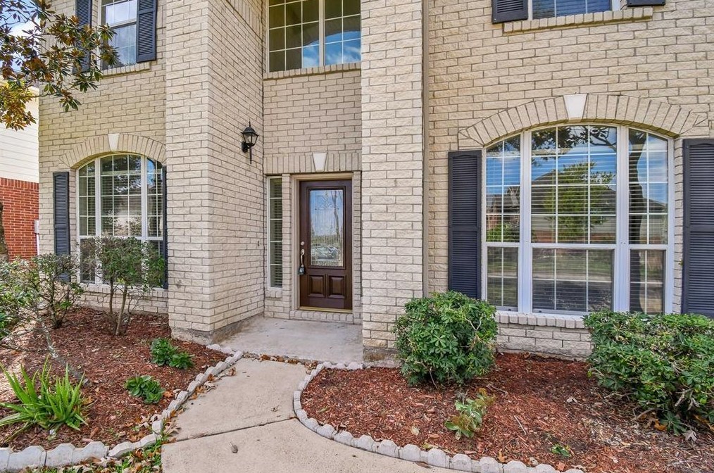 8019 Spring Bluebonnet Dr, Sugar Land TX  77479-7016 exterior