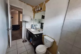 211 Sea Breeze Dr, Bacliff, TX 77518 - Photo 25