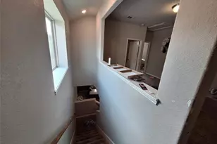 211 Sea Breeze Dr, Bacliff, TX 77518 - Photo 17