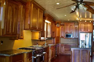 255 Laguna Point, Hemphill, TX 75948 - Photo 3