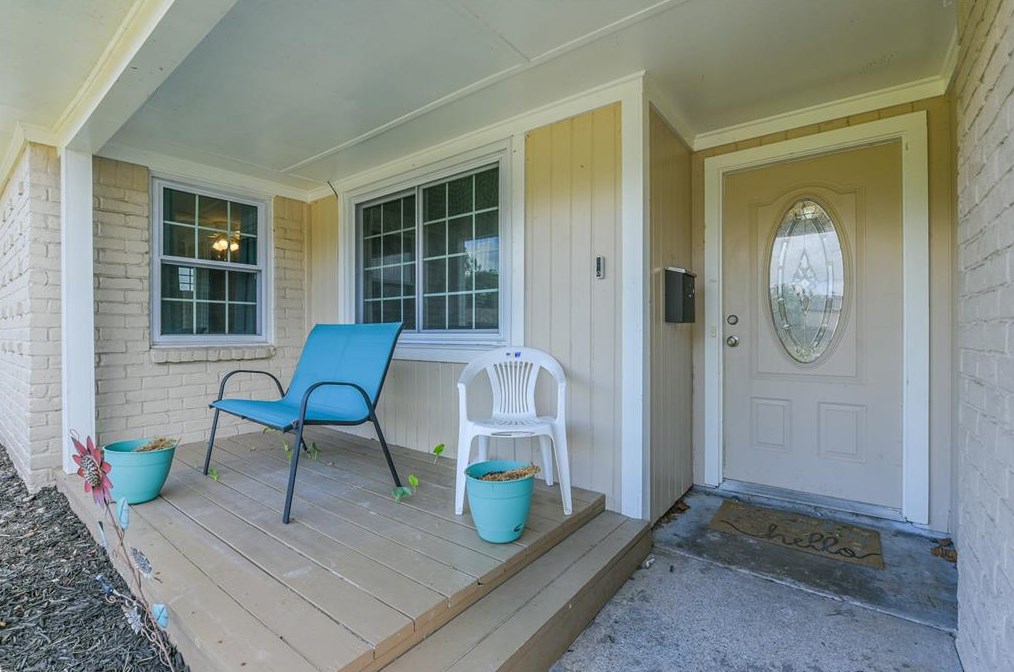 10906 Sageorchard Ln, Houston TX  77089-3918 exterior