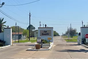 837 Swallow Dr, Palacios, TX 77465 - Photo 41