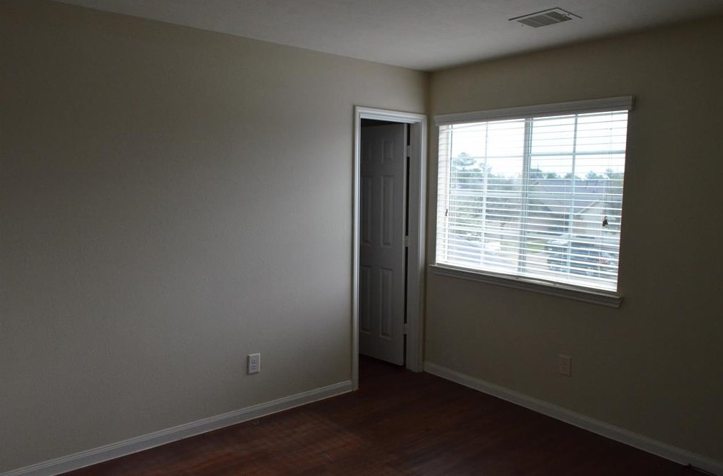 834 Sun Pr Dr, Houston TX  77090-5348 exterior