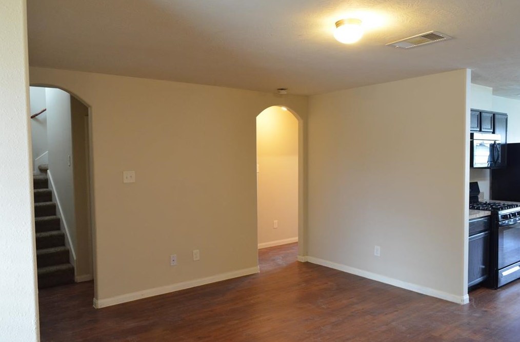 834 Sun Pr Dr, Houston TX  77090-5348 exterior