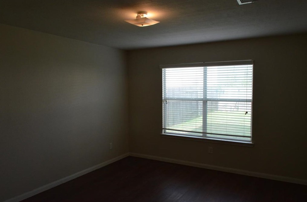 834 Sun Pr Dr, Houston TX  77090-5348 exterior