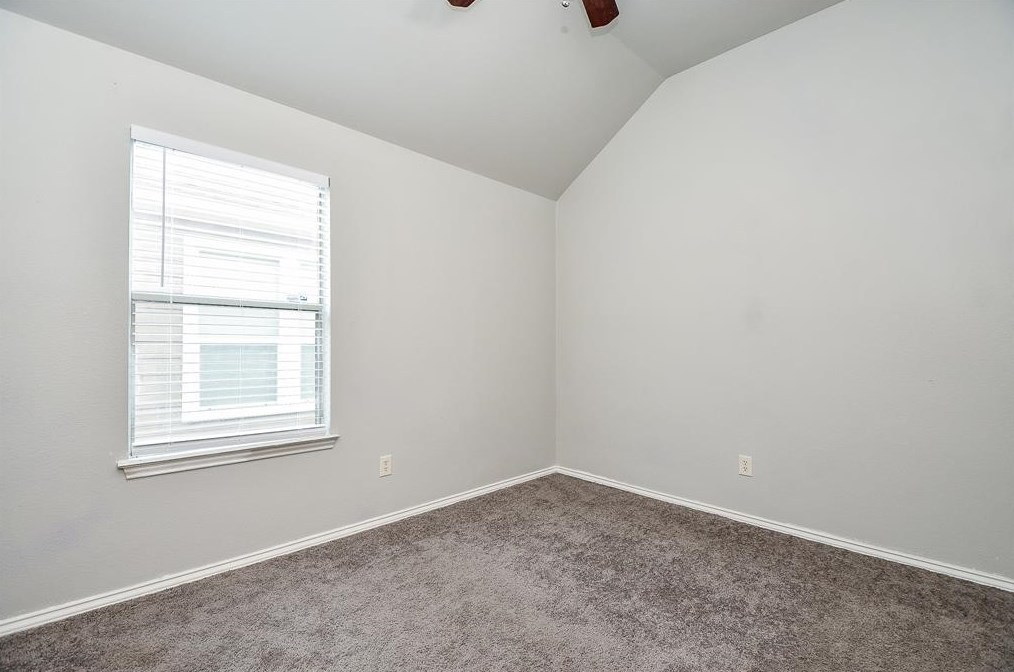 19838 Middlegate Ln, Richmond TX 77407-4065 exterior