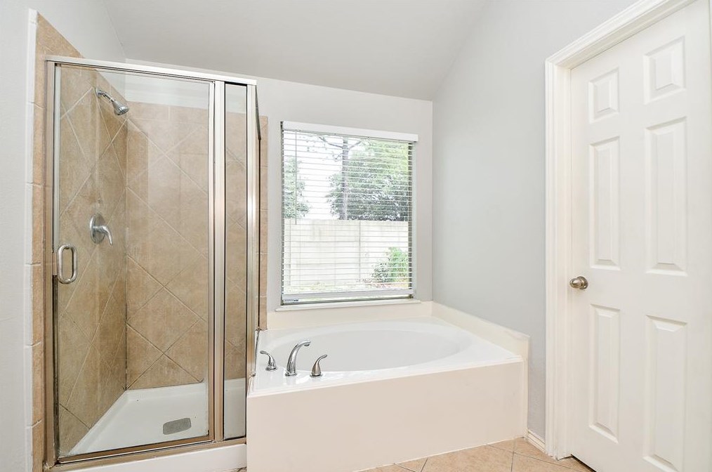 19838 Middlegate Ln, Richmond TX 77407-4065 exterior