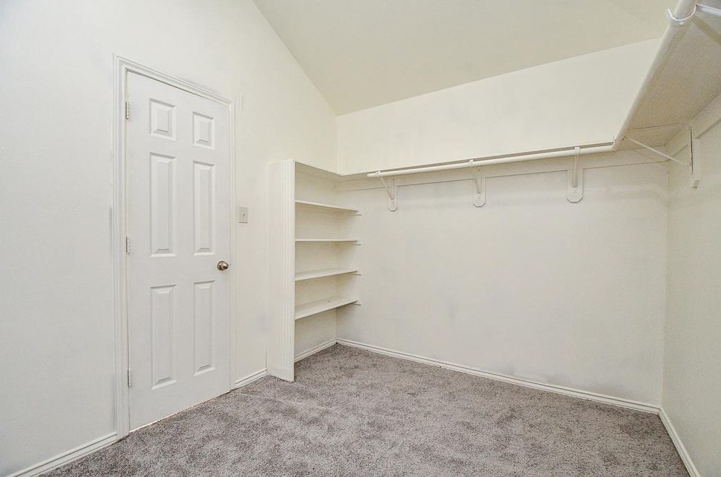 19838 Middlegate Ln, Richmond TX 77407-4065 exterior