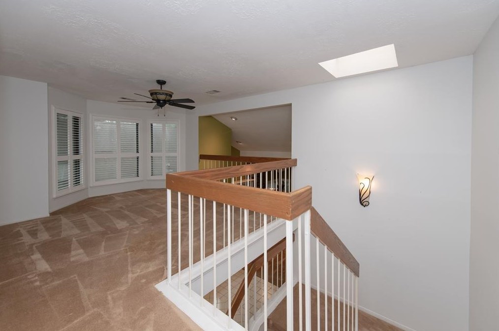 1615 Westbranch Dr, Houston TX  77072-1035 exterior